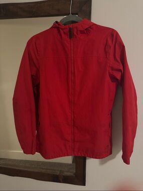 Lole Bright Red Hooded Windbreaker with flaws